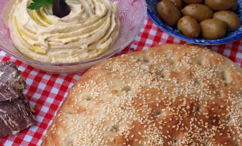 Καθαρά-Δευτέρα-2026:-Πού-θα-φτάσει-η-λαγάνα-φέτος-–-Πόσο-ακριβαίνουν-τα-θαλασσινά