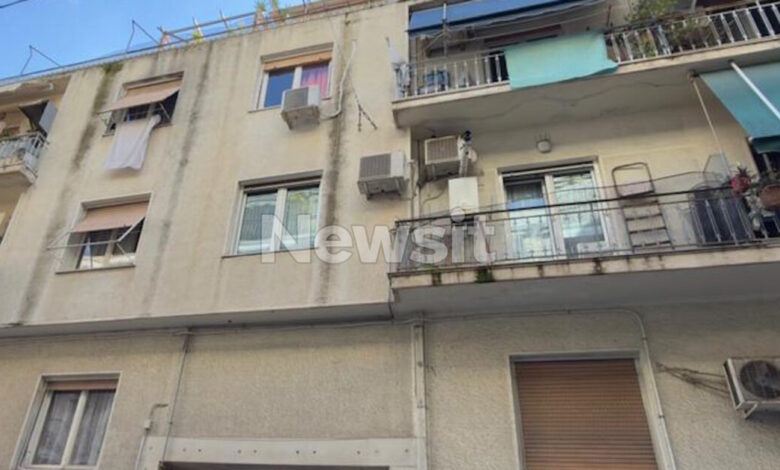 Κυψέλη:-Μητέρα-κατήγγειλε-τον-βιασμό-της-25χρονης-ΑμεΑ-κόρης-της-–-Τον-κυνήγησε-με-μαχαίρι