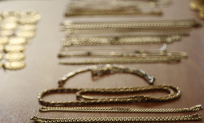 Ηράκλειο:-Επιτήδειοι-εξαπάτησαν-γυναίκα-με-νέο-κόλπο-–-Της-έταξαν-επίδομα-χρυσαφικών