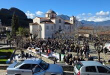 Τριετές-μνημόσυνο-για-τα-τρία-κορίτσια-της-τραγωδίας-των-Τεμπών-στο-Καστράκι