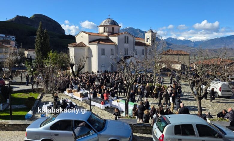 Τριετές-μνημόσυνο-για-τα-τρία-κορίτσια-της-τραγωδίας-των-Τεμπών-στο-Καστράκι