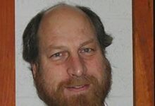 nasa:-Δολοφόνησαν-αστροφυσικό-που-ανακάλυψε-νερό-σε-άλλο-πλανήτη-στο-μπαλκόνι-του-σπιτιού-του-στην-Καλιφόρνια