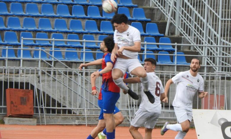 Μπροστά-η-Ελασσόνα