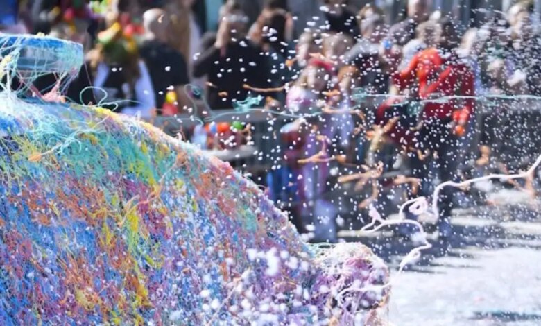 Κρήτη:-Έγκαυμα-στα-μάτια-από-αφρούς-για-15χρονη-στο-καρναβάλι-της-Κισσάμου-–-«Αφόρητοι-οι-πόνοι»