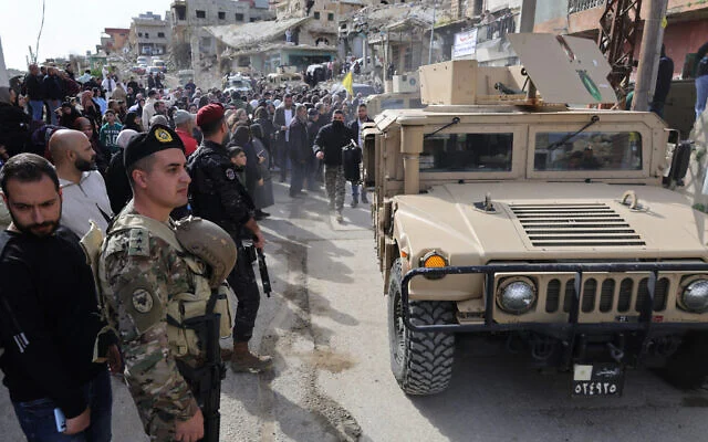 Ισραηλινά-πυρά-κατά-περιπόλου-του-στρατού-του-Λιβάνου,-εν-μέσω-πίεσης-αναβολής-εκλογών