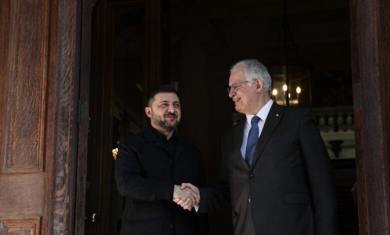 Κωνσταντίνος-Τασούλας-για-Ουκρανία:-Η-Ελλάδα-θα-υποστηρίζει-τις-προσπάθειες-για-μια-δίκαιη-και-διαρκή-ειρήνη