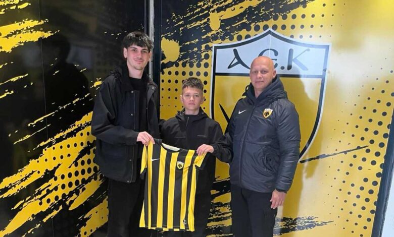 Στην-ΑΕΚ-ο-Θανάσης-Μουρίκης