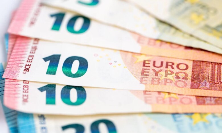 Επίδομα-χωρίς-ένσημα-από-τον-ΟΠΕΚΑ:-Σήμερα-οι-ανακοινώσεις-για-τη-νέα-πληρωμή-–-Ποια-αλλαγή-έρχεται