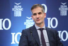 Κώστας-Μπακογιάννης-σε-Χάρη-Δούκα:-«Έλεος-πια-με-το-συνέδριο-του-ΠΑΣΟΚ,-επιστρέψτε-στις-εργοστασιακές-ρυθμίσεις-του-δημάρχου-Αθηναίων»