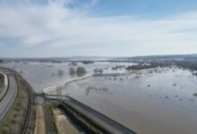 Σε-«red-code»-η-κατάσταση-στον-Έβρο-–-Πλησίασε-τα-6,5-μέτρα-η-στάθμη-στο-Πύθιο,-πλημμυρισμένα-συνολικά-150.000-στρέμματα