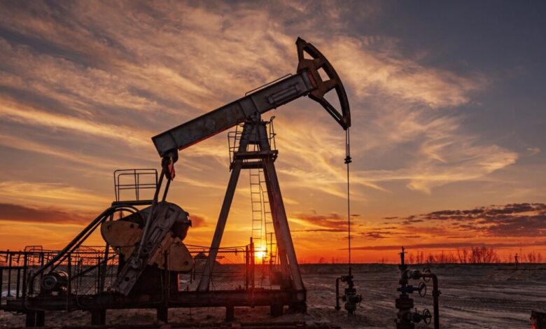 Ράλι-στις-διεθνείς-τιμές-του-πετρελαίου-καθώς-παρατείνεται-η-κρίση-ΗΠΑ-με-Ιράν-–-Τα-σενάρια-για-τις-επιπτώσεις-στην-ελληνική-αγορά