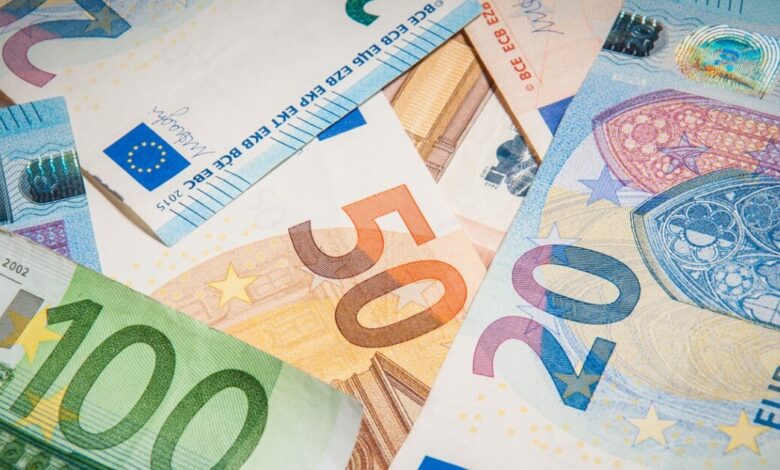 ΕΚΤ:-Μειώθηκε-κατά-20%-ο-αριθμός-των-πλαστών-χαρτονομισμάτων-ευρώ-το-2025