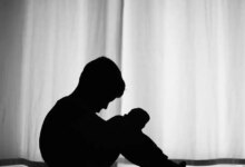 Βόλος:-Θύματα-άγριου-ξυλοδαρμού-ένας-12χρονος-και-η-μητέρα-του-–-Δράστης-ο-πατέρας