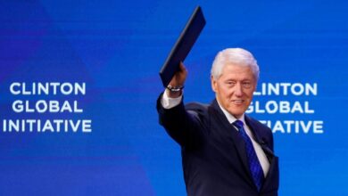 Ο-Μπιλ-Κλίντον-δηλώνει-ότι-δεν-είχε-καμία-ιδέα-για-τα-εγκλήματα-του-Τζέφρι-Επστάιν:-«Δεν-είδα-τίποτα-και-δεν-έκανα-τίποτα-μεμπτό»