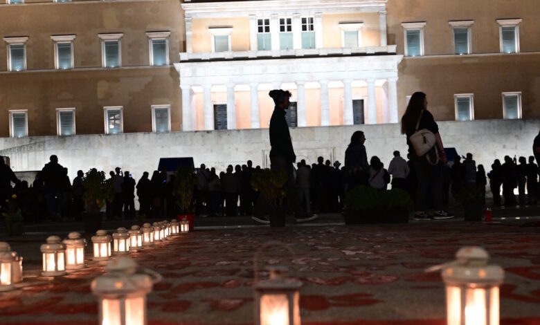 Τέμπη:-90-συγκεντρώσεις-σε-όλη-τη-χώρα,-έκτακτες-κυκλοφοριακές-ρυθμίσεις,-πώς-θα-κινηθούν-τα-μέσα-μεταφοράς