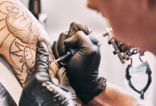 Τατουάζ-και-όραση:-Η-έξαρση-της-ραγοειδίτιδας-από-χρωστικές-δερματοστιξίας