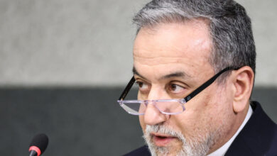 Ιράν:-Οι-αμερικανικές-βάσεις-στη-Μέση-Ανατολή-που-βάζει-στο-στόχαστρο-–-Θα-τις-χτυπήσουμε-όλες,-απειλεί-ο-Αραγτσί