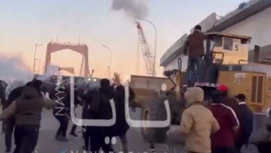 Ιράκ:-Διαδηλωτές-προσπάθησαν-να-εισβάλουν-με-μπουλντόζες-στην-πρεσβεία-των-ΗΠΑ-στη-Βαγδάτη-–-Δείτε-βίντεο