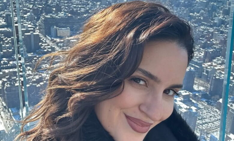 Ξένια-Βέρρα:-«Πριν-κοιµηθώ-τα-βράδια,-ακούω-πάντα-τους-Χαιρετισµούς-της-Παναγίας,-µόνο-αυτοί-ηρεµούν-την-ψυχή-µου»