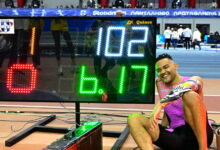 Ο-Εμμανουήλ-Καραλής-μίλησε-με-τον-θρυλικό-Σεργκέι-Μπούμπκα-μετά-το-ιστορικό-άλμα-του-στα-6,17-μέτρα