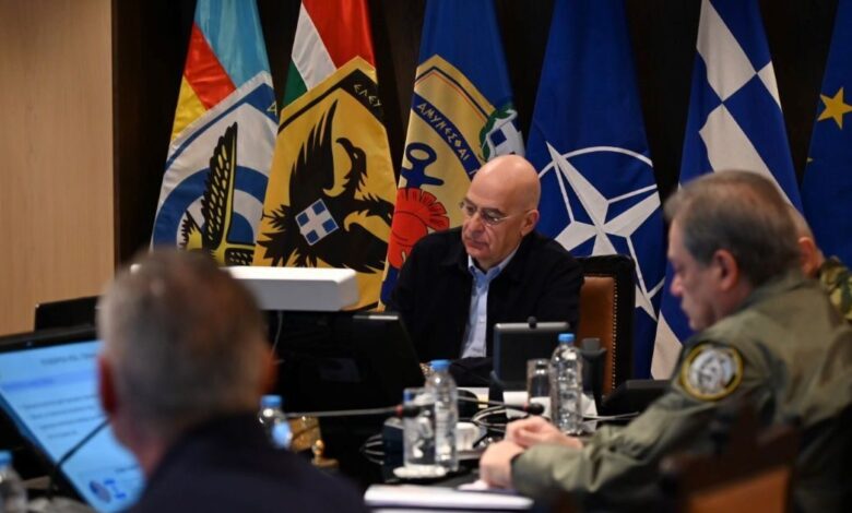 Νίκος-Δένδιας:-Έκτακτη-σύσκεψη-στο-υπουργείο-Εθνικής-Άμυνας-για-τις-εξελίξεις-στη-Μέση-Ανατολή