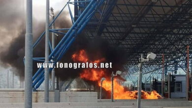 Φθιώτιδα:-Αυτοκίνητο-τυλίχτηκε-στις-φλόγες-στα-διόδια-της-Τραγάνας-–-Δεν-υπήρξε-τραυματισμός