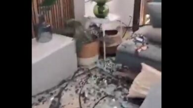 Ντουμπάι:-Βίντεο-ντοκουμέντο-από-drone-που-έπεσε-σε-διαμέρισμα-–-«Δεν-πρόλαβα-καν-να-τελειώσω-το-τσάι-μου»