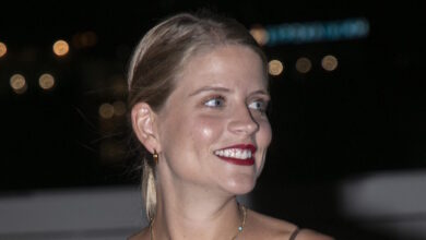 Δανάη-Μιχαλάκη-για-μητρότητα:-Υπήρξαν-στιγμές-που-ένιωσα-να-χάνω-τον-εαυτό-μου-μέσα-σε-αυτό-το-ταξίδι