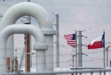 «Φλέγεται»-το-πετρέλαιο,-εκτοξεύθηκε-στα-82-δολάρια-το-βαρέλι-λόγω-του-πολέμου-στη-Μέση-Ανατολή