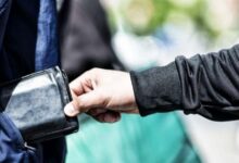 Σύλληψη-50χρονου-στα-Τρίκαλα-–-Αφαίρεσε-πορτοφόλι-με-400-ευρώ