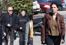 Γιάννης-Νταλιάνης:-Με-τις-κόρες-του-και-τη-Μαριλίτα-Λαμπροπούλου,-το-τελευταίο-«αντίο»-στον-αδελφό-του