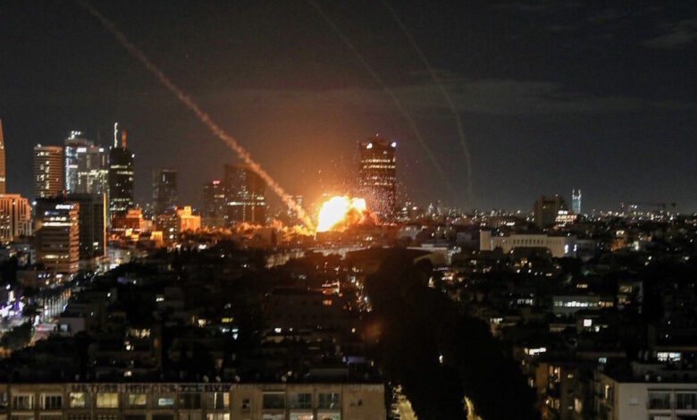 Καζάνι-που-βράζει-η-Μέση-Ανατολή:-Πόλεμο-40-ημερών-βλέπει-ο-Τραμπ,-η-απειλή-του-Ιράν-στην-Κύπρο-και-η-ελληνική-βοήθεια-με-f-16-και-φρεγάτες