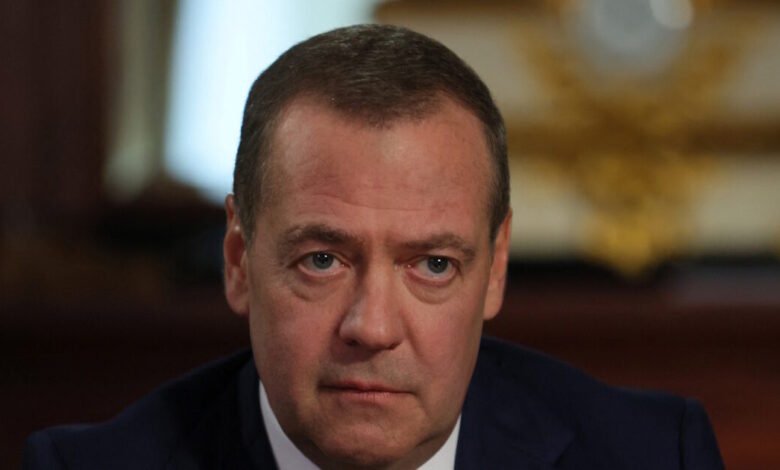 Μεντβέντεφ:-Ο-Τρίτος-Παγκόσμιος-Πόλεμος-μπορεί-να-ξεκινήσει-ανά-πάσα-στιγμή-αν-ο-Τραμπ-συνεχίσει-τις-τρελές-πολιτικές-του