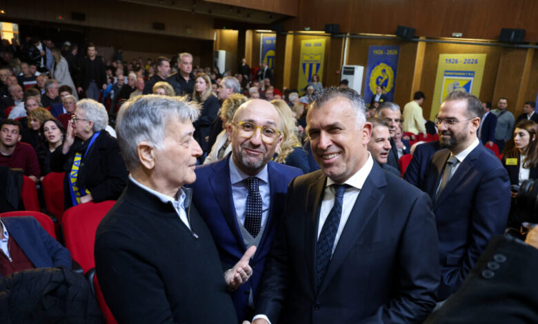 Ο-Παναιτωλικός-έγινε-100-ετών,-η-γιορτή-της-ομάδας-του-Αγρινίου