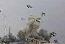 Πολεμικό-ντόμινο-στη-Μέση-Ανατολή:-Νέος-συναγερμός-στην-Κύπρο,-βομβαρδισμοί-στον-Λίβανο,-εκρήξεις-στην-πρεσβεία-των-ΗΠΑ-στο-Ριάντ-–-«Θα-εκδικηθούμε»-απαντά-ο-Τραμπ