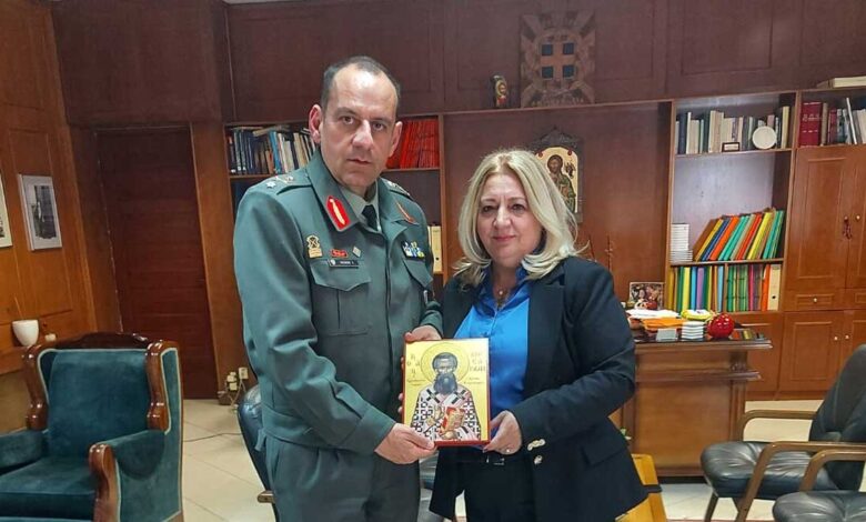 Συνάντηση-Ντιντή-με-τον-νέο-Διοικητή-της-ΣΜΥ