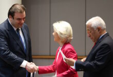 Συνάντηση-Πιερρακάκη-με-φον-ντερ-Λάιεν,-Κόστα-και-Λαγκάρντ:-Διεθνής-ρόλος-του-ευρώ-και-Ένωση-Αποταμιεύσεων-στην-ατζέντα-του-Ευρωπαϊκού-Συμβουλίου