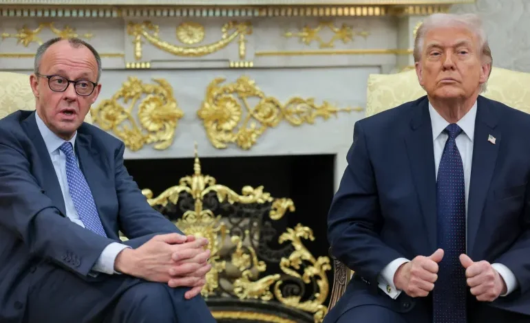 Έχει-«δίλημμα»-ο-Μερτς-για-το-αν-παραβιάζεται-το-διεθνές-δίκαιο-στον-πόλεμο-των-ΗΠΑ-Ισραήλ-εναντίον-του-Ιράν