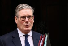 Στάρμερ:-«Μην-δίνετε-σημασία-στις-δηλώσεις-Τραμπ-αλλά-στην-στρατιωτική-συνεργασία-Βρετανίας-–-ΗΠΑ»