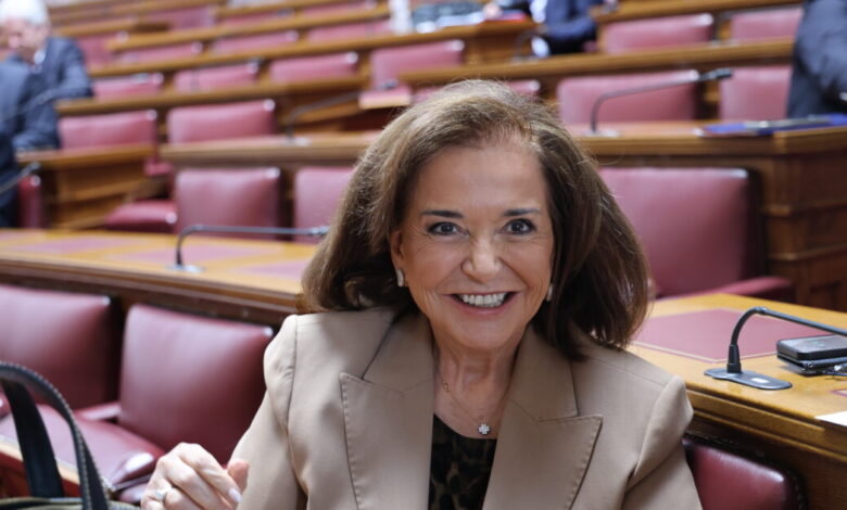 Ντόρα-Μπακογιάννη-για-Κύπρο:-Η-Ελλάδα-κινήθηκε-αμυντικά,-έβαλε-ασπίδα-θωράκισης-και-ξύπνησε-την-Ευρώπη