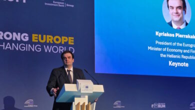 Πιερρακάκης:-Απαιτείται-ταχεία-αντίδραση-της-ΕΕ-στη-νέα-κρίση-–-«Τέλος-στη-γεωπολιτική-αθωότητα»