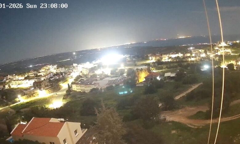 Αναστάτωση-στο-Ακρωτήρι-της-Κύπρου-το-βράδυ-της-Τετάρτης:-Ήχησαν-σειρήνες-–-Το-μήνυμα-για-απειλή