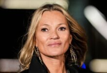 Κέιτ-Μος:-Η-αντίδρασή-της-στην-Εβδομάδα-Μόδας-στο-Παρίσι-που-συζητήθηκε-–-«Σε-παρακαλώ,-μην-με-αγγίζεις»