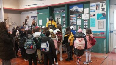 Μαθητές-από-Καρδίτσα-και-ΚΔΑΠ-ΜΕΑ-στο-Δημοτικό-Ιστορικό-Αθλητικό-Μουσείο