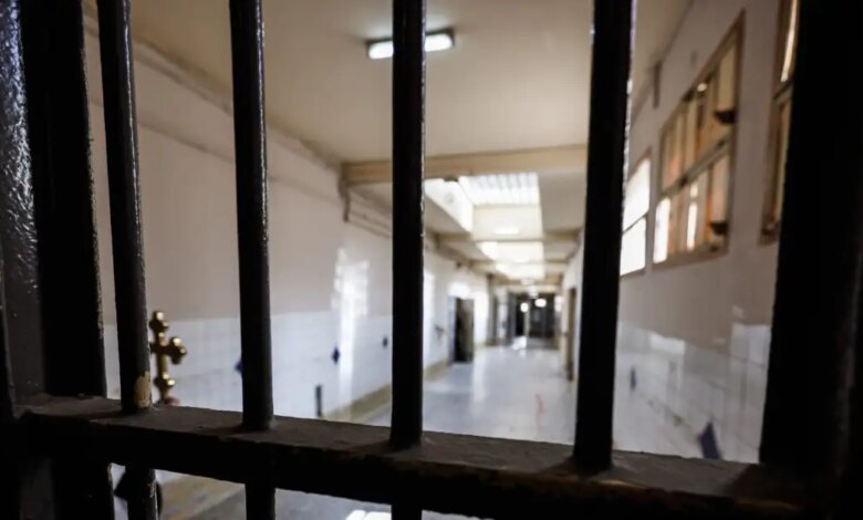 Κρήτη:-Στη-φυλακή-γνωστός-αγροτοσυνδικαλιστής-–-Τον-κατήγγειλε-ο-αδερφός-του-για-ενδοοικογενειακή-βία