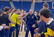 Ο-Σαρούνας-Γιασικεβίτσιους-δέχθηκε-«σφαλιάρες»-από-τους-παίκτες-του-για-τα-γενέθλιά-του