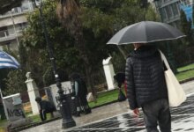 Καιρός-αύριο:-Βροχές-σε-Αιγαίο,-Εύβοια,-Στερεά-και-Πελοπόννησο-–-Λίγη-συννεφιά-στις-υπόλοιπες-περιοχές