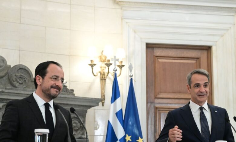 Κυριάκος-Μητσοτάκης-–-Νίκος-Χριστοδουλίδης:-Νέα-τηλεφωνική-επικοινωνία-για-τον-πόλεμο-στο-Ιράν-και-την-Κύπρο