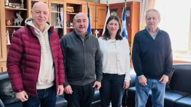 Στον-Δήμαρχο-Τρικκαίων-το-προεδρείο-της-Πανελλήνιας-Ομοσπονδίας-Βλάχων