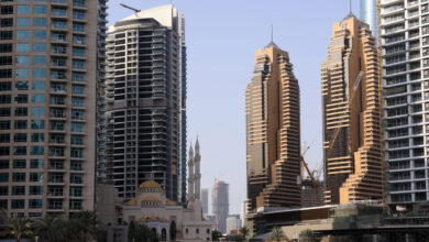 Βαρύ-πλήγμα-για-το-Ντουμπάι-οι-αεροπορικές-επιδρομές-–-Αδειάζουν-τα-ξενοδοχεία-στο-Εμιράτο